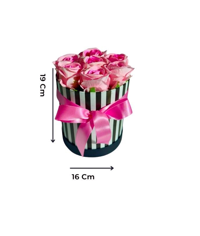 Best Handmade Rose Gift Box, Special Occasion Flower Basket, Perfect Birthday Gift for Girlfriend, Lover Romantic Red Rose Gift Box