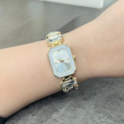 Pink women's wristwatch with cut stones, Wrist Watch for Women, Gold Colour, Vintage Design, Adjustable Band, Waterproof Watch