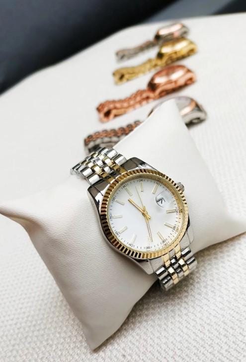 Steel Vintage Women's Wristwatch, Gold Color, Gift for Women, Vintage Design,  Stylish, Valentine's Day Gift, Lux Women's Watch