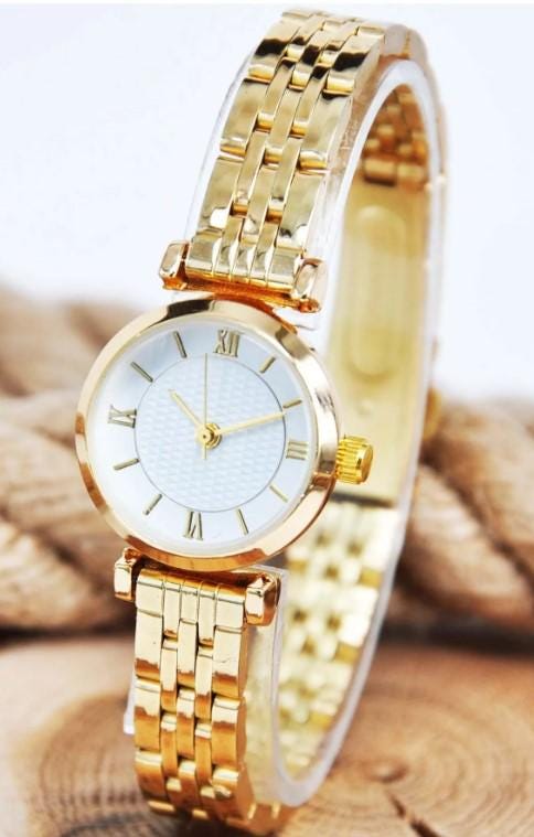 Gold Color Roman Numeral Minimal Retro Women's Wristwatch