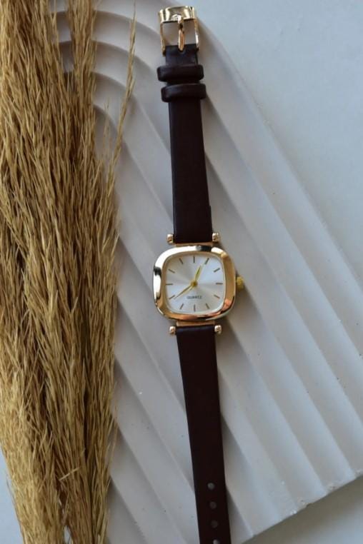Women's Wristwatch, Square Retro Women's Watch, Silver Color, Gold Color Women's Watch, White Design Dial, Black Leather Strap Women's Watch