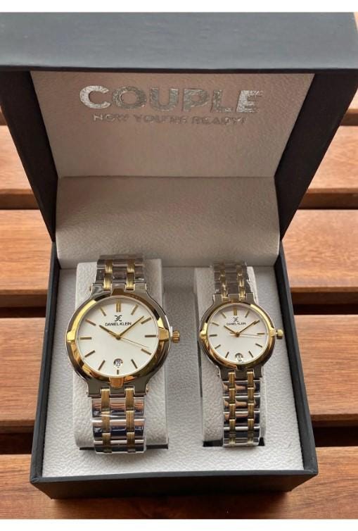 Valentine's Day Couple Watch Sets with Steel Cord, Steel Case and Bracelet Gift in a Special Box