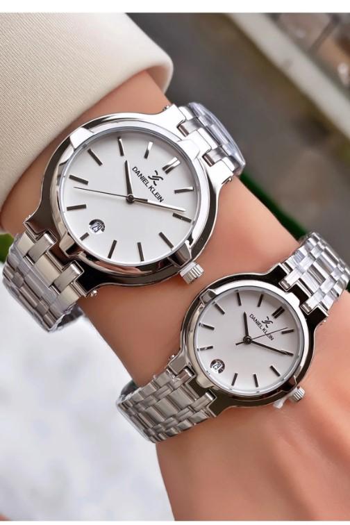 Luxury Steel Waterproof 2 Years Warranty Gold Silver Color Lover Couple Watch