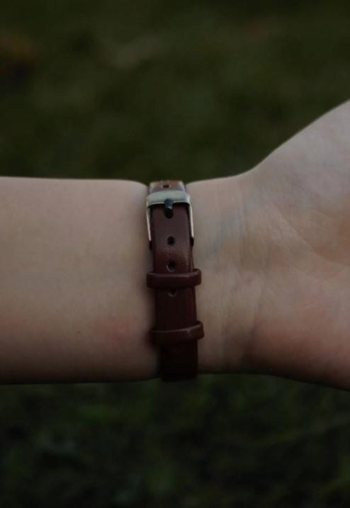 Vintage Antiqued Gold Steel Case Minimal Brown Women's Wristwatch