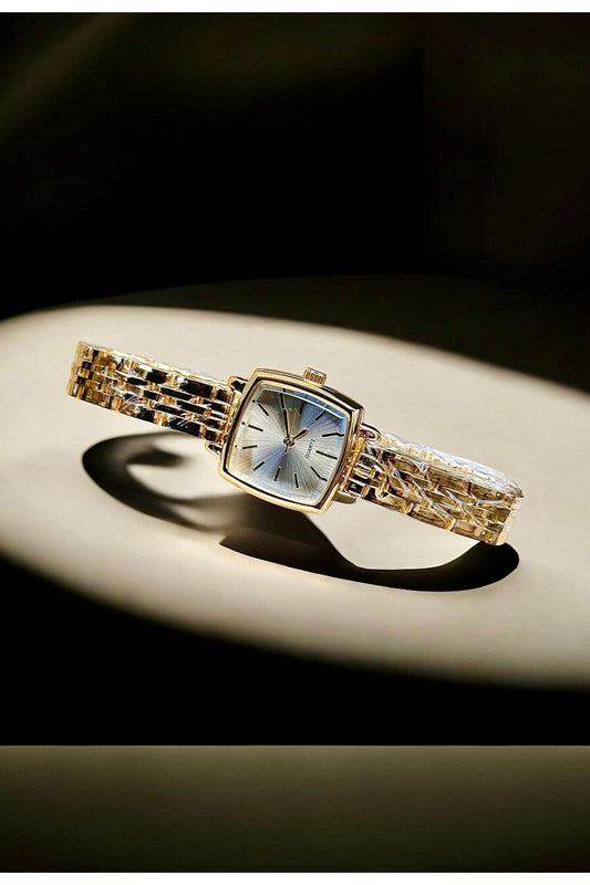 Mininal Casul Series Women's Wristwatch, Gold Color, Gift for Women, Vintage Design, Adjustable Band, Stylish, Valentine's Day Gift