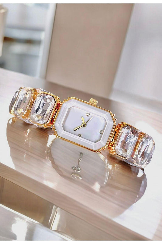 Women's Wristwatch with Large Stone Detail, Gold Color Women's Watch, Luminous Indexes, Easy to Use, White Design Dial