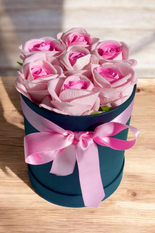 Best Handmade Rose Gift Box, Special Occasion Flower Basket, Perfect Birthday Gift for Girlfriend, Lover Romantic Red Rose Gift Box