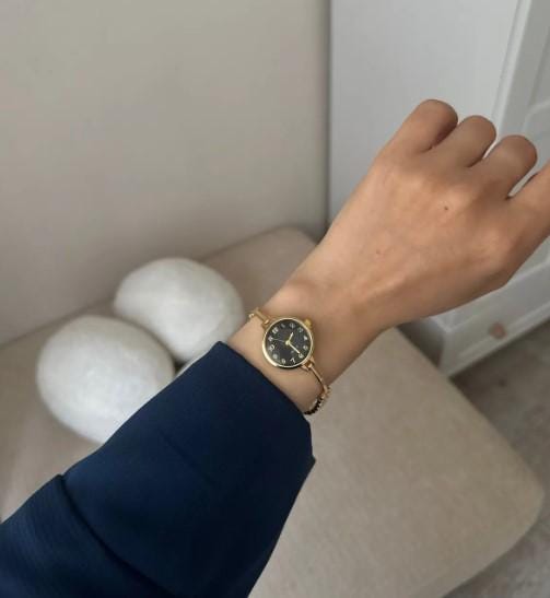 Metal Band Women's Wristwatch, Wrist Watch for Women, Vintage Design, Adjustable Band, White Dial, Valentine's Day Gift, Cool, Roman Numeral