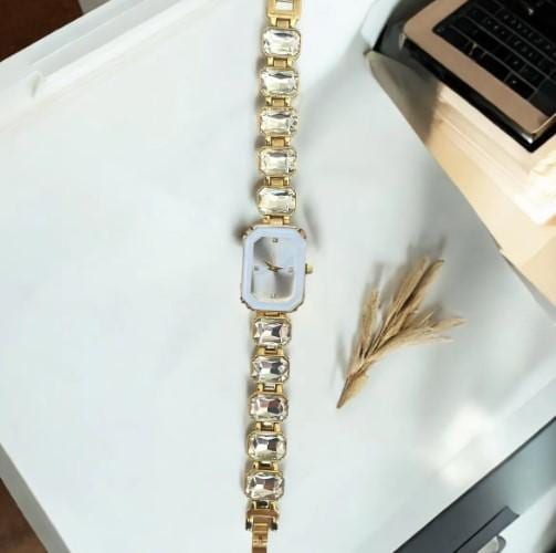 Pink women's wristwatch with cut stones, Wrist Watch for Women, Gold Colour, Vintage Design, Adjustable Band, Waterproof Watch