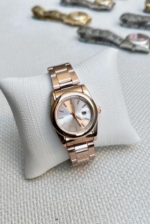 Women's Wristwatch with Calendar,Gold Color Women's Watch, Luminous Indexes, Easy to Use, White Design Dial, Elegant Design, Stylish