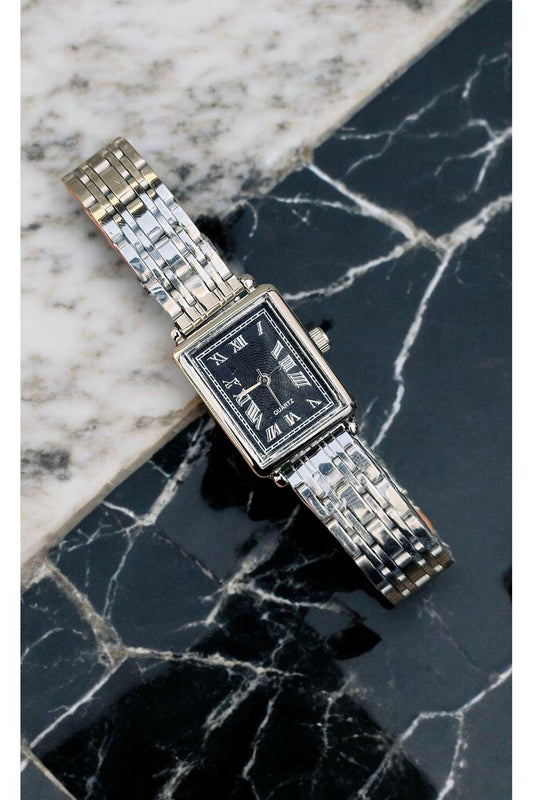Roman Numeral Rectangular Women's Wristwatch, Gold Color, Gift for Women, Vintage Design, Adjustable Band, Stylish, Valentine's Day Gift