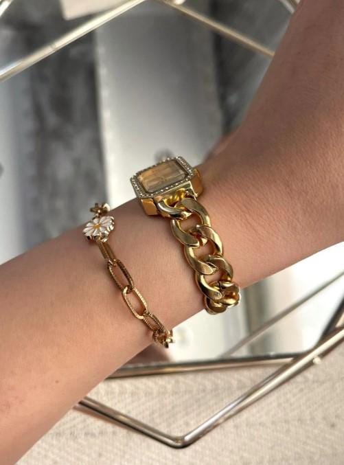Women's Wristwatch with Chain Model, Woman Wrist Watch, Gold Colour Watch, Minimal Watch, Classy Design, Mother's Day Gift