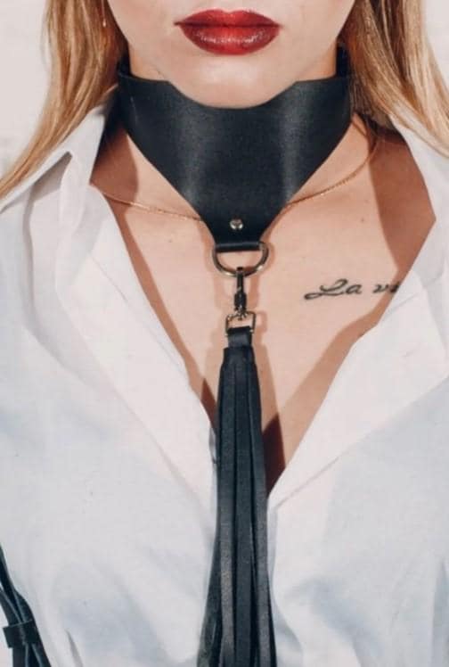 Stylish Leather Choker Neck Accessory with Tassels